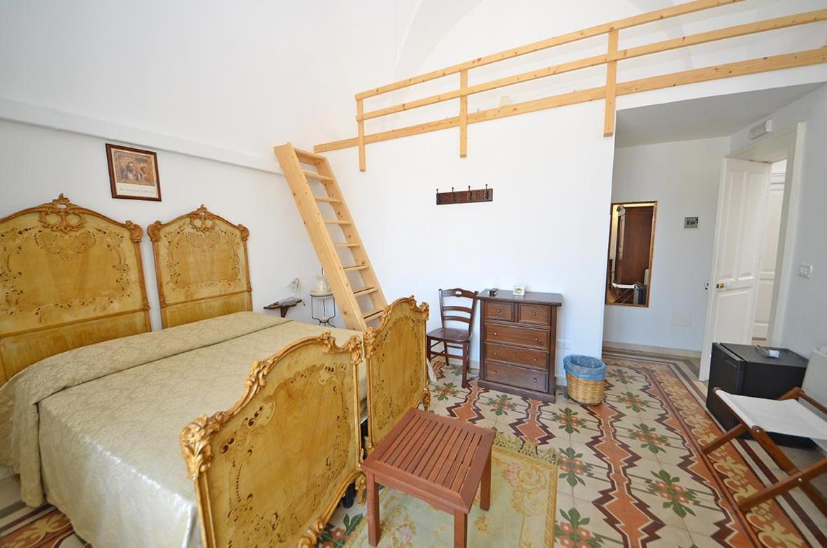 Casa Branca Bed & Breakfast Castrignano del Capo Exterior photo