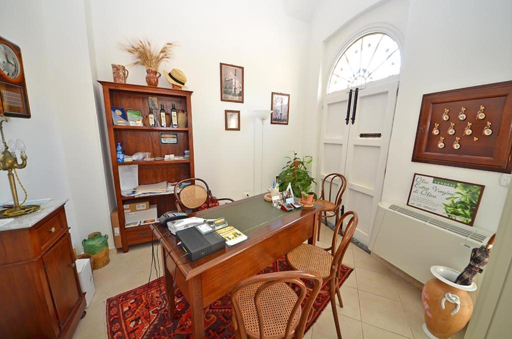 Casa Branca Bed & Breakfast Castrignano del Capo Exterior photo